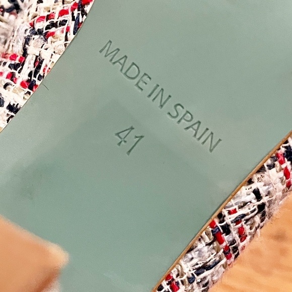 LAB by A.G. tweed chunky heels (gray, white, blue, red). Made in Spain. Size 9.5 - Picture 13 of 14